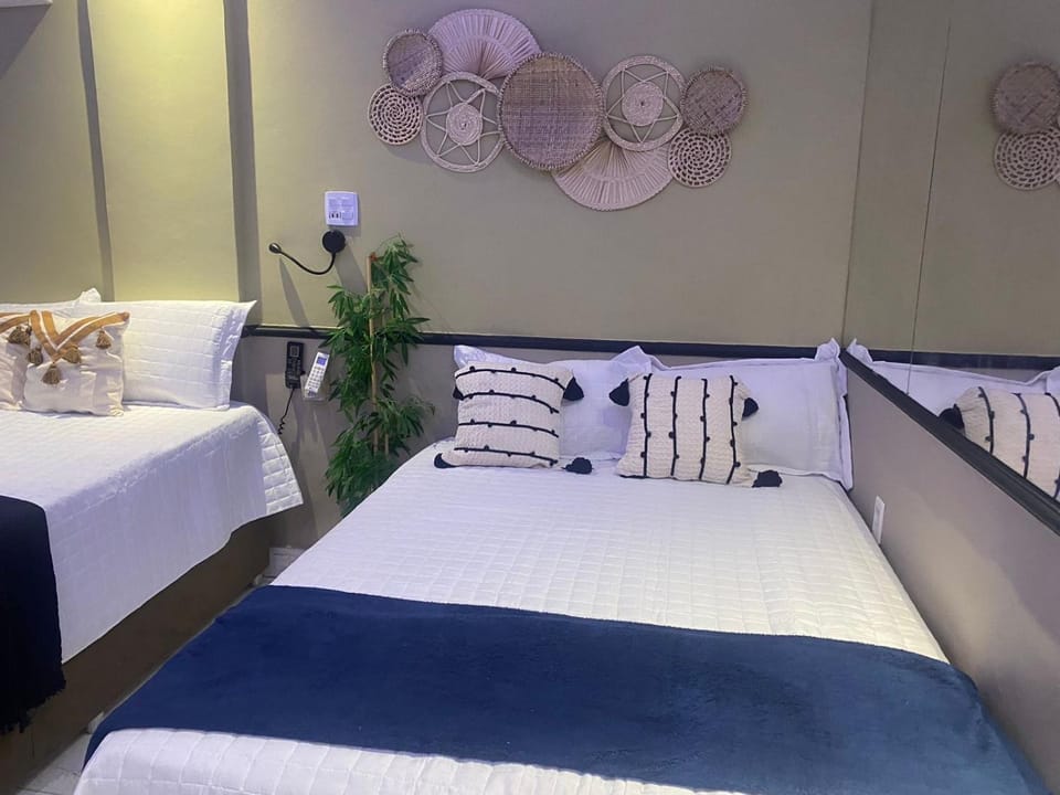 COPAcabana best local, 5 minutes walk to best beach spot, everything near! Apartment in Rio de Janeiro