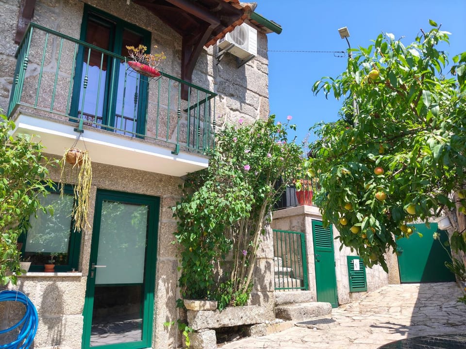 Casa da Calçada House in Viana do Castelo District, Portugal