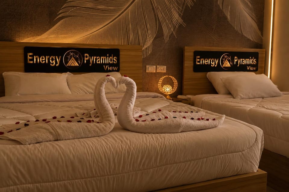 Bed, Photo of the whole room, Bedroom, Text overlay