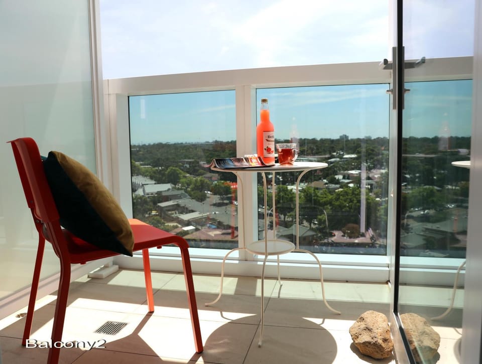 Two Bedroom Apartment In North Melbourne with Parking Apartment in Melbourne