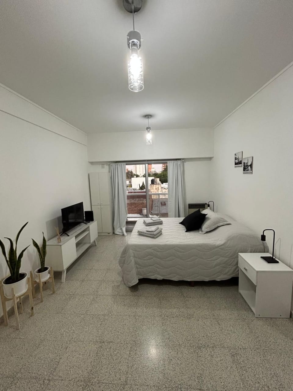 Amplio monoambiente en 7 y 34 Apartment in La Plata
