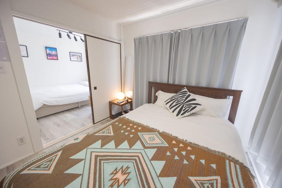XLH2,2nd-Floor 1LDK , Sleeps 4 , No Elevator ,Easy Access to Shinjuku Apartment hotel in Shinjuku