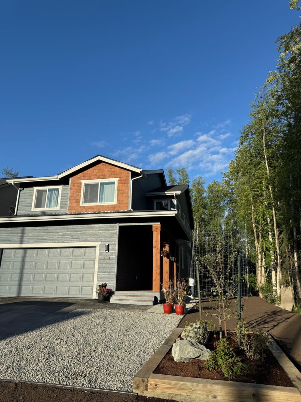 SINGLE HOUSE 1- Beautiful- Peaceful-4Beds 3baths- Sleeps 12 Apartment in Anchorage