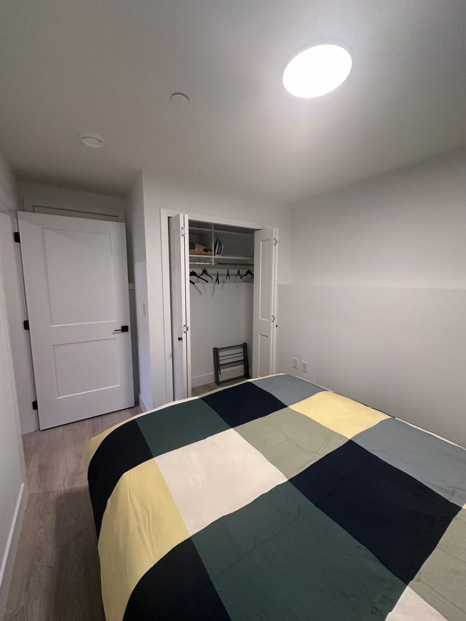 Bedroom, wardrobe