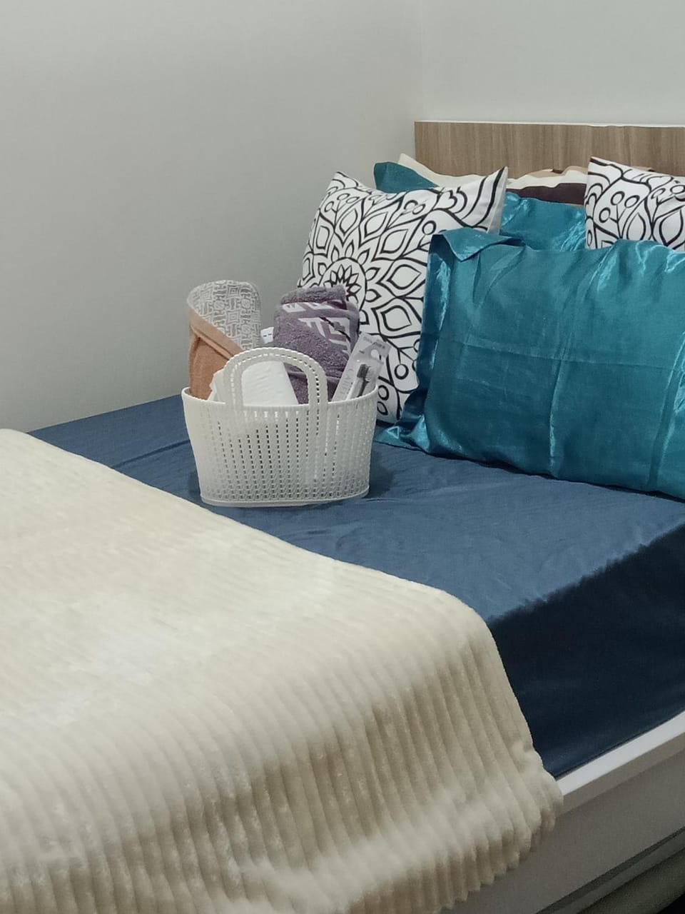 CozyStay by MA-Coast Residences Apartment in Pasay