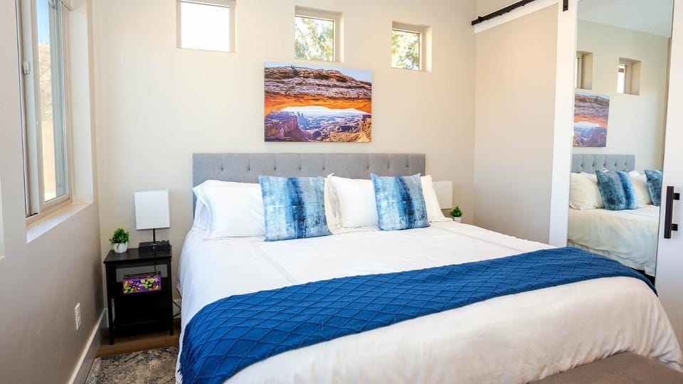 Mighty 5 Casita in Kanab Near National Parks House in Kanab