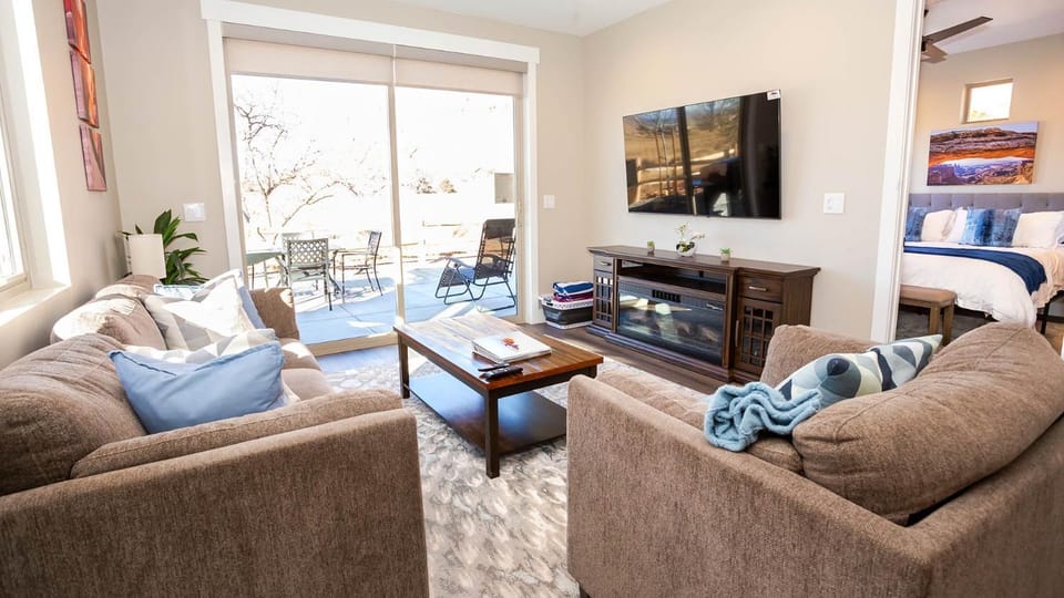 Mighty 5 Casita in Kanab Near National Parks House in Kanab