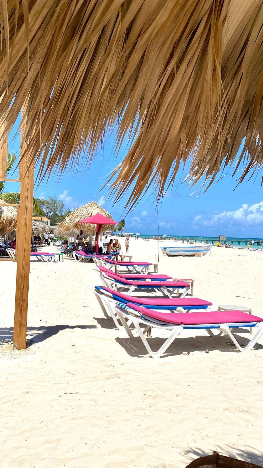 Day, Natural landscape, Beach, Sea view, sunbed