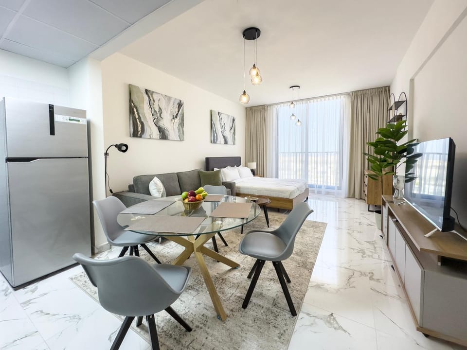 TV and multimedia, Dining area