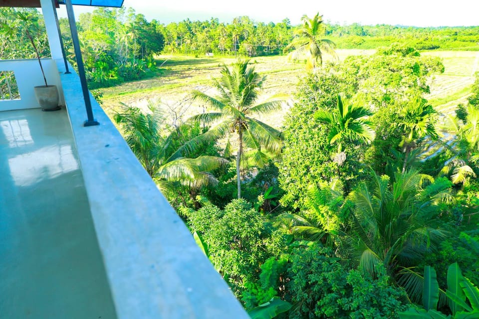 Zephyr Heights Nature lodge in Ahangama