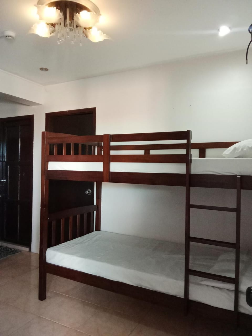 Bedroom, bunk bed