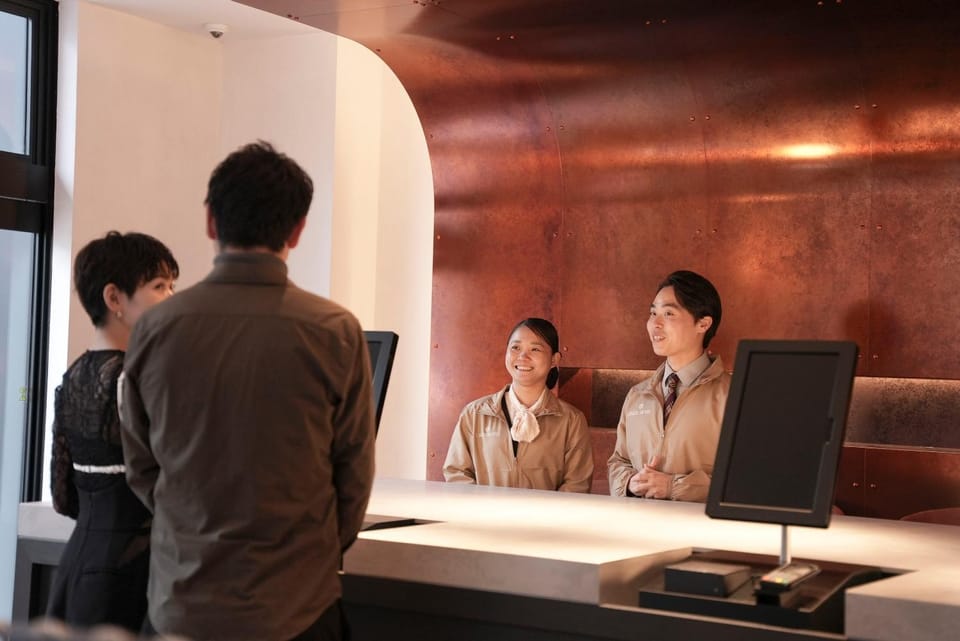 Staff, People, Lobby or reception, group of guests