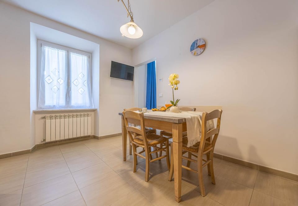 TV and multimedia, Dining area, internet