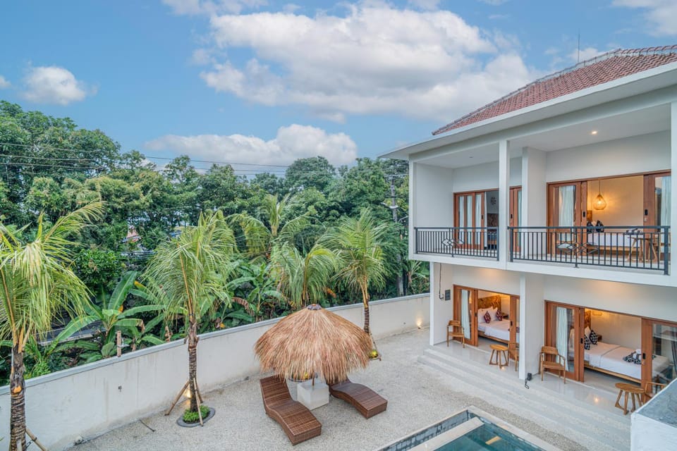 Property building, Balcony/Terrace