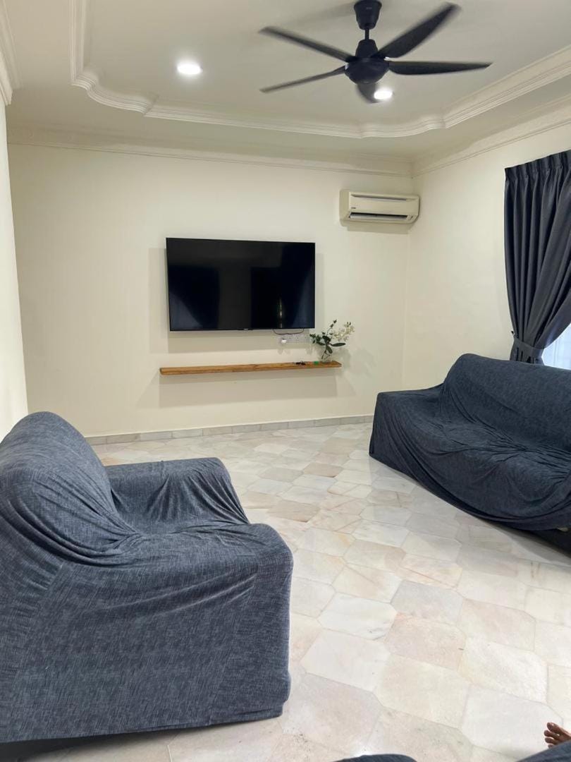 Peaceful Bungalow Retreat House in Ipoh