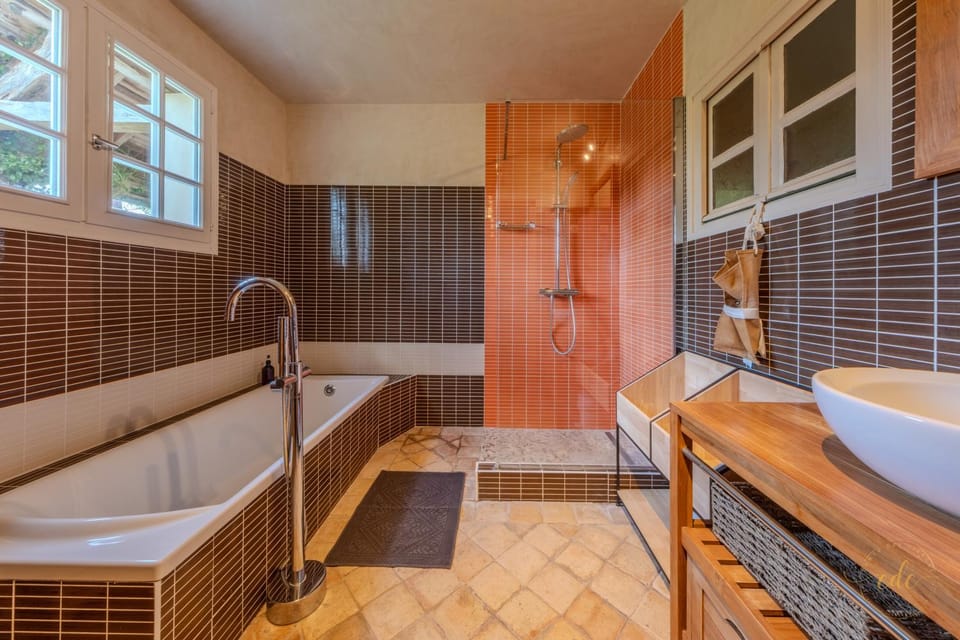 Shower, Bathroom, Bath