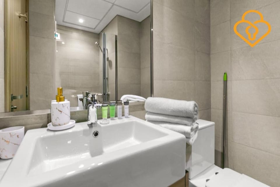 Keysplease Studio Azizi Riviera Near Downtown, Meydan One Apartment in Dubai
