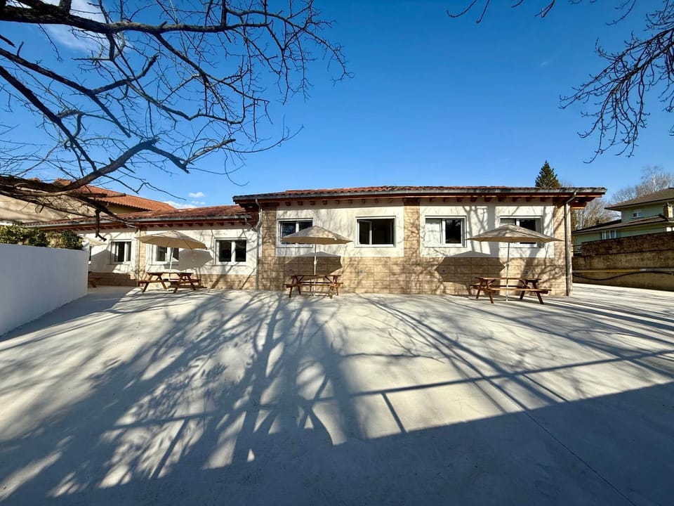 Property building, Balcony/Terrace