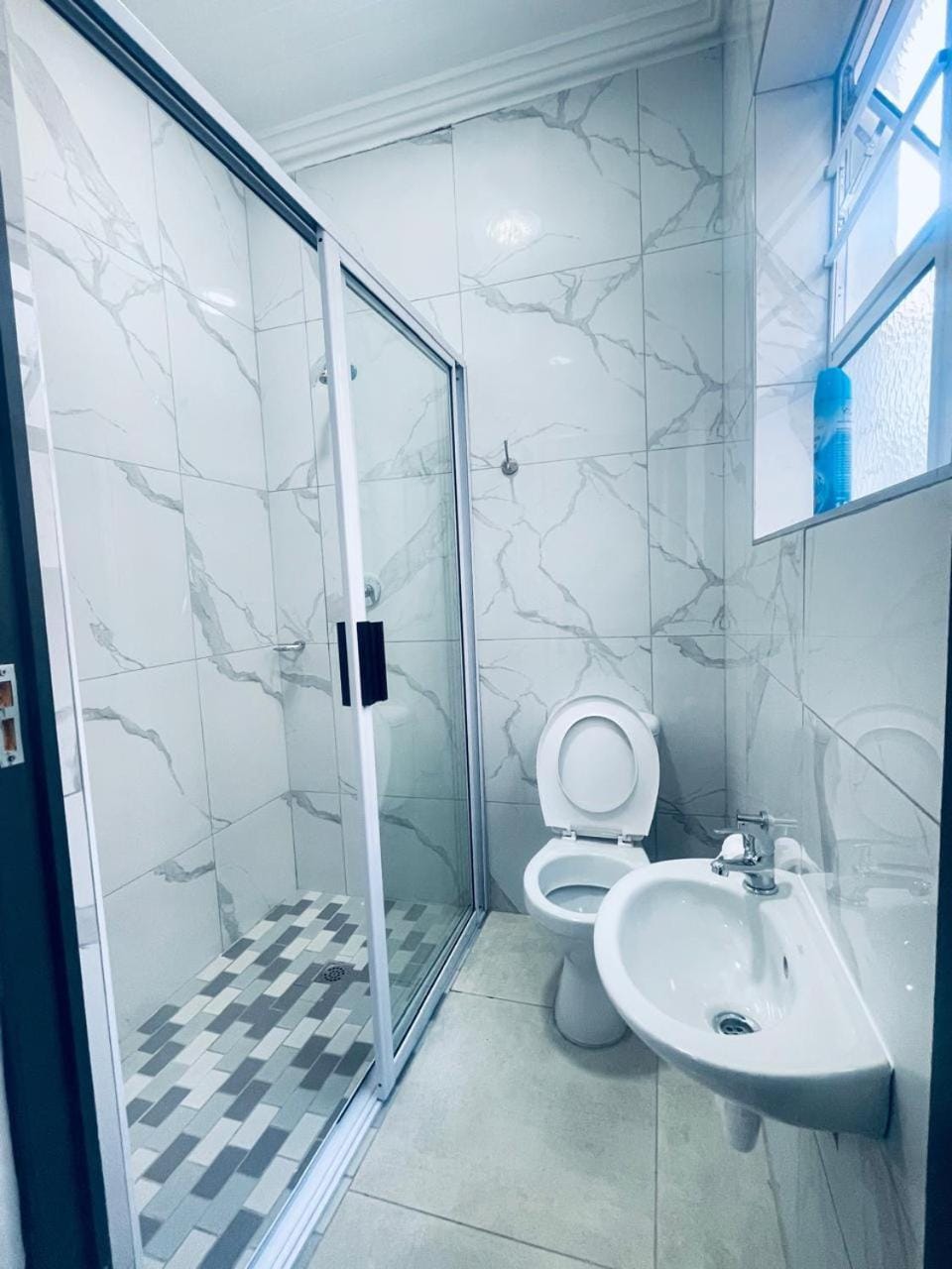 Shower, Bathroom, City view