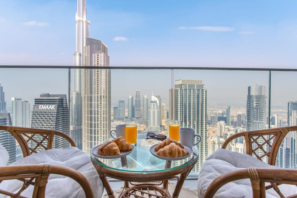 Day, View (from property/room), Balcony/Terrace, Seating area, City view
