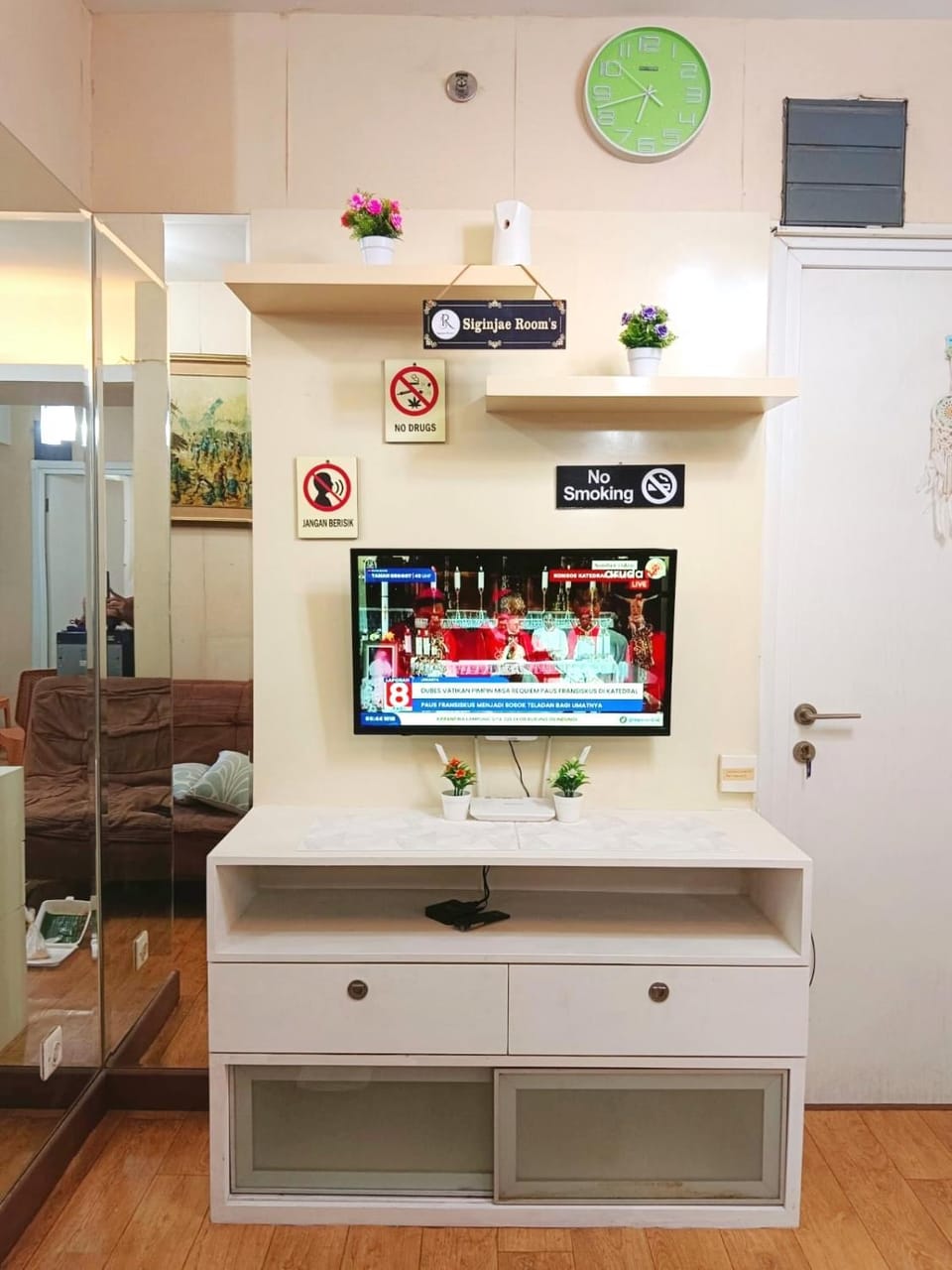 Communal lounge/ TV room, TV and multimedia