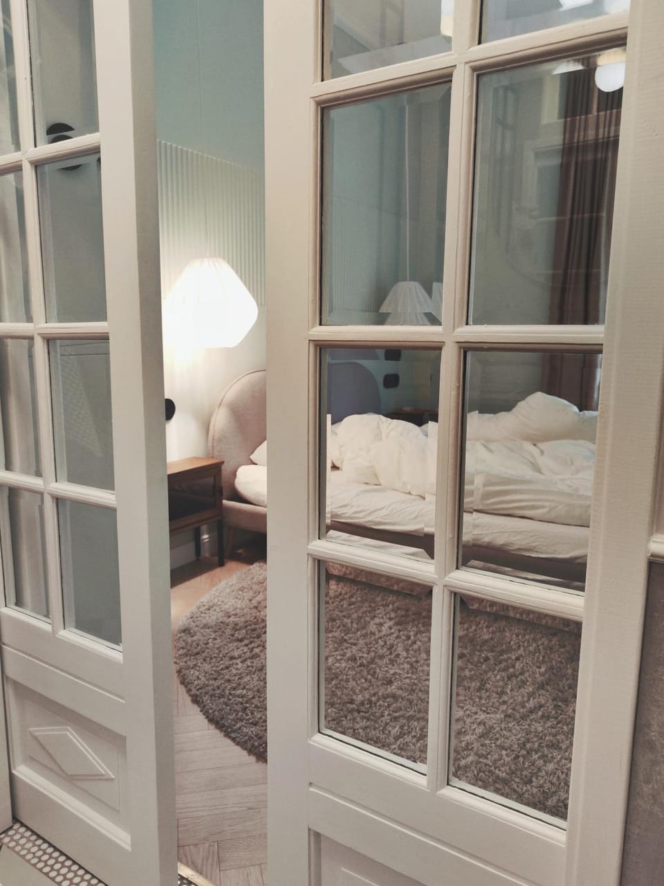 Bed, Bathroom, Photo of the whole room, Bedroom