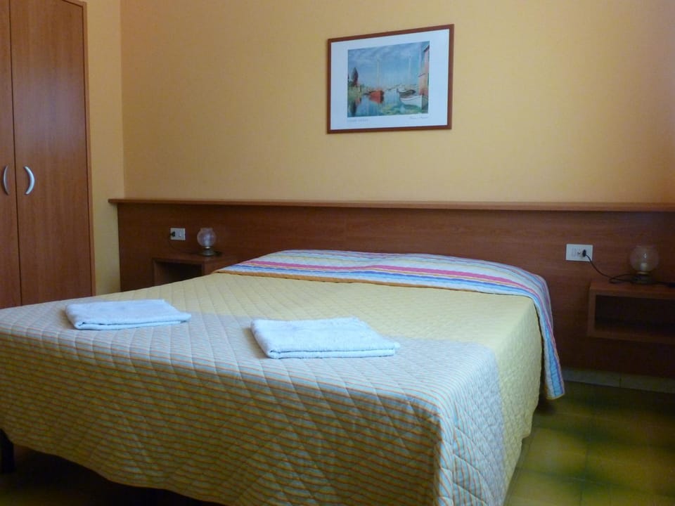 Summer B&B Bed and Breakfast in Tuscany