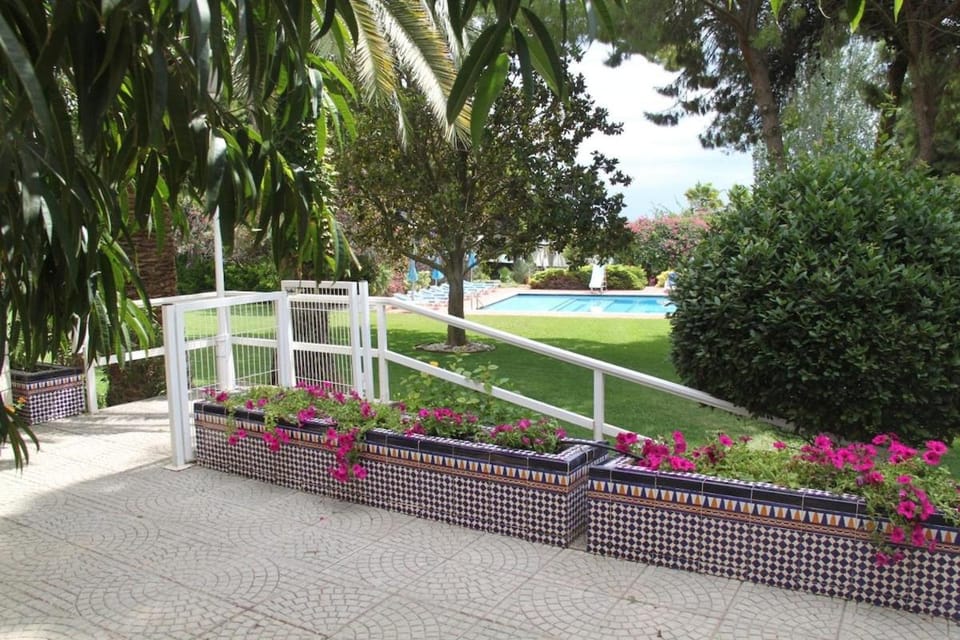 Natural landscape, Garden, Garden view, Pool view, Swimming pool