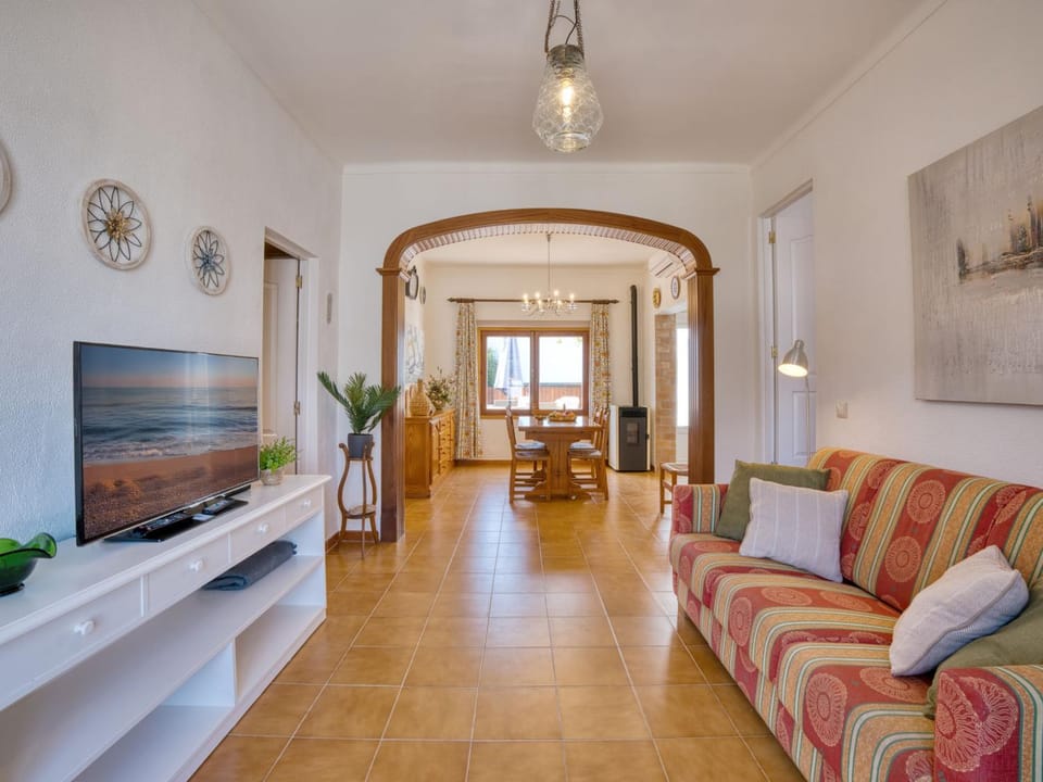 Communal lounge/ TV room, Living room