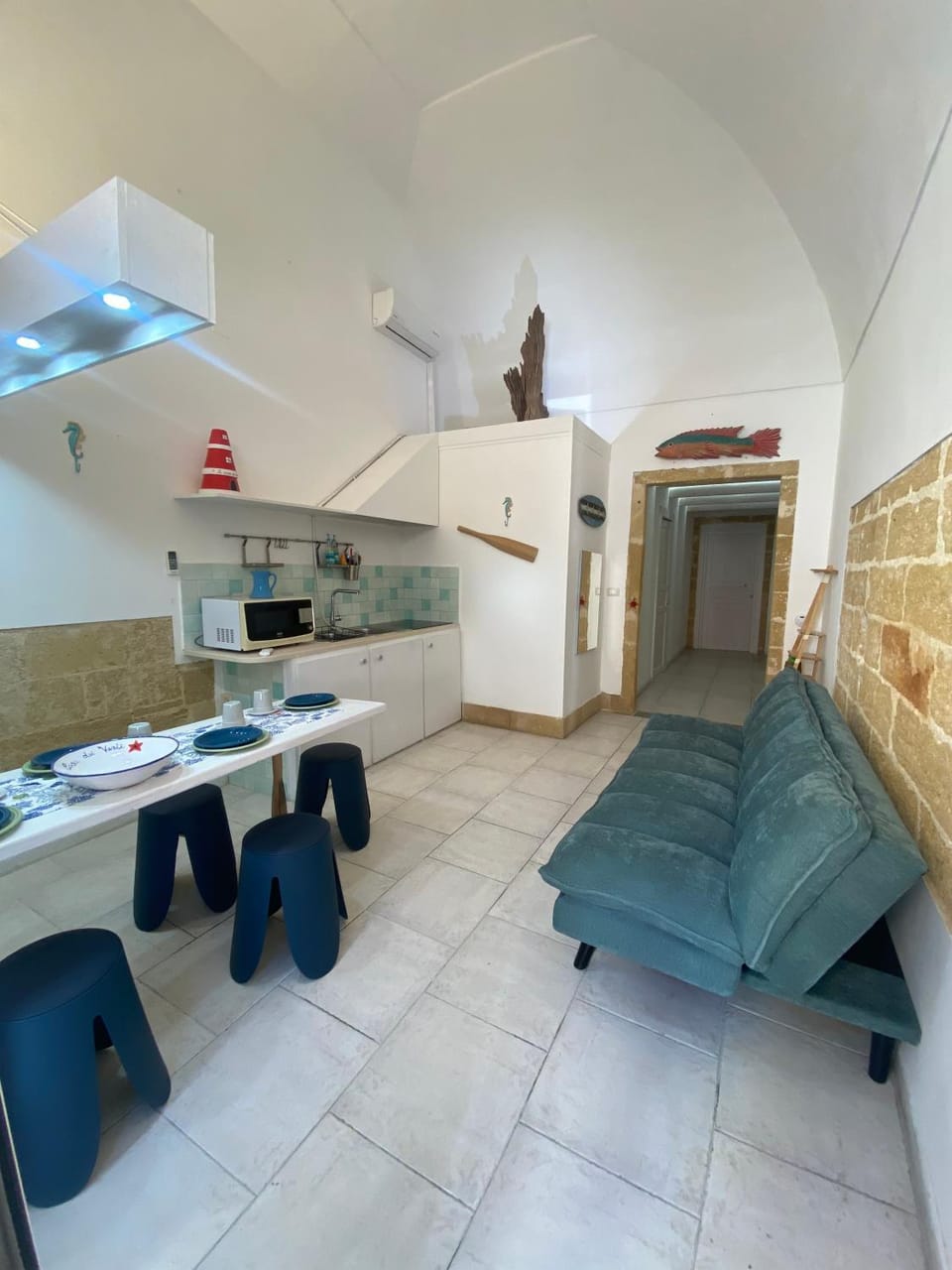 Breakfast, kitchen