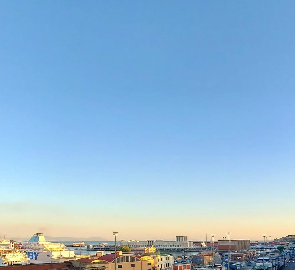 Day, Natural landscape, City view, Sea view
