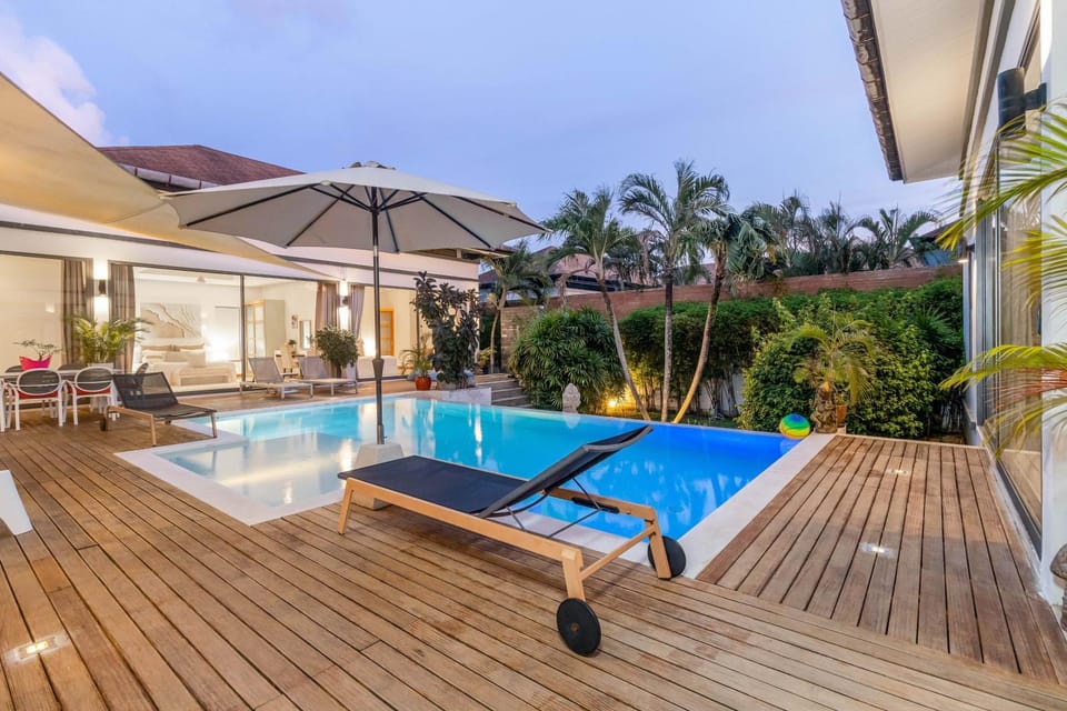 Balcony/Terrace, Swimming pool