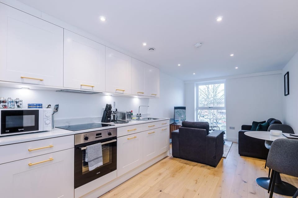 Cozy 1-Bedroom Getaway in Sale Apartment in England