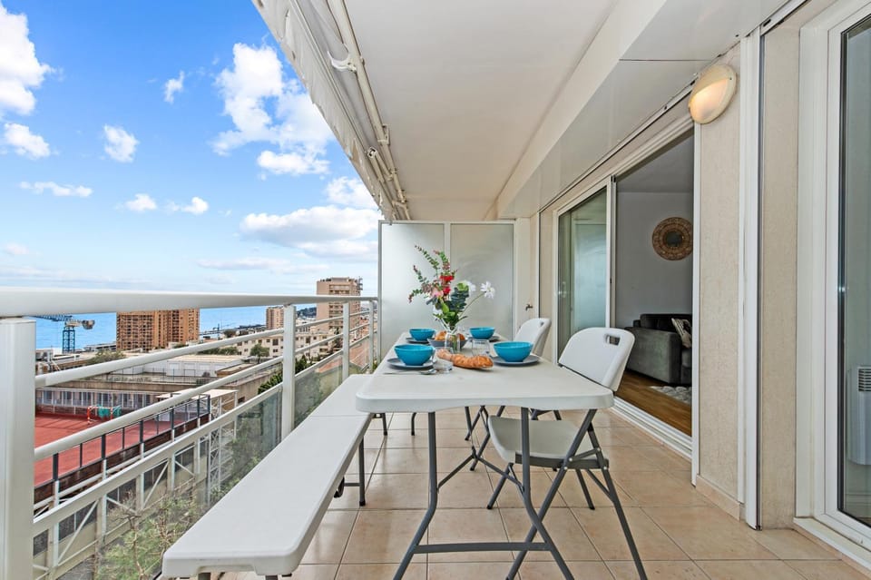 Natural landscape, Dining area, Sea view