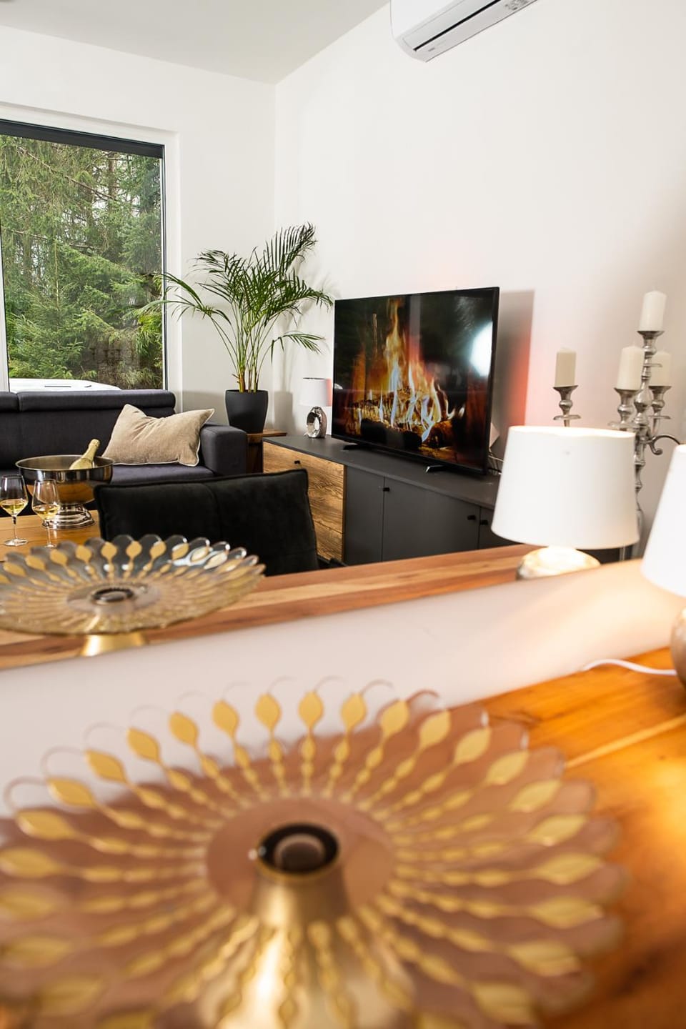 TV and multimedia, Living room, Seating area