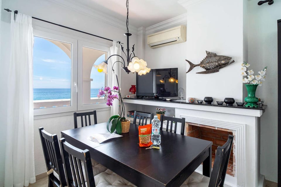 Dining area, Sea view