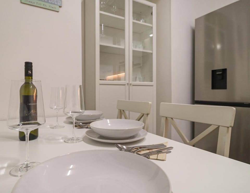 Decorative detail, Dining area, kitchen