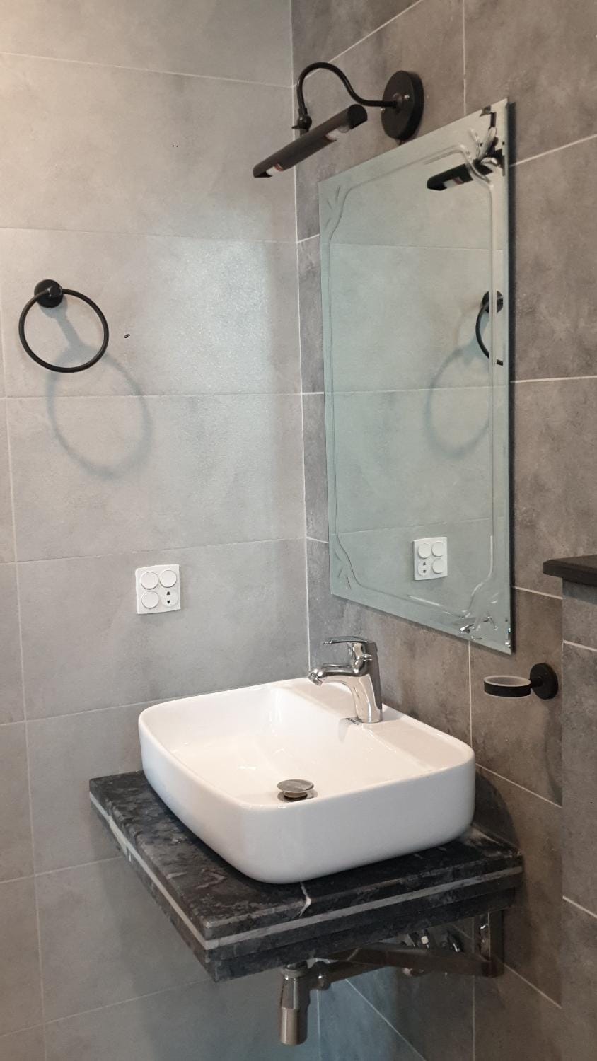 DE ELEVÈ 02- Designer Studio Luxury Apartment Apartment hotel in Islamabad