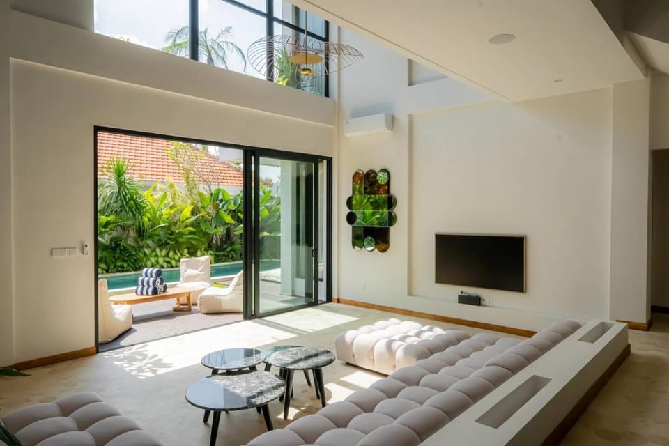 Villa Maido5BR Oasis in ParadiseSeminyakCanggu Villa in North Kuta