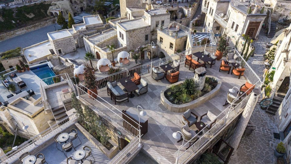 Property building, Balcony/Terrace