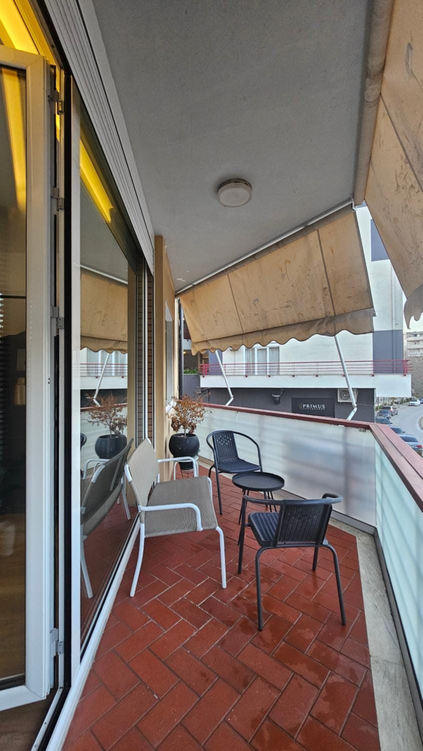 View (from property/room), Balcony/Terrace, Balcony/Terrace, Lake view
