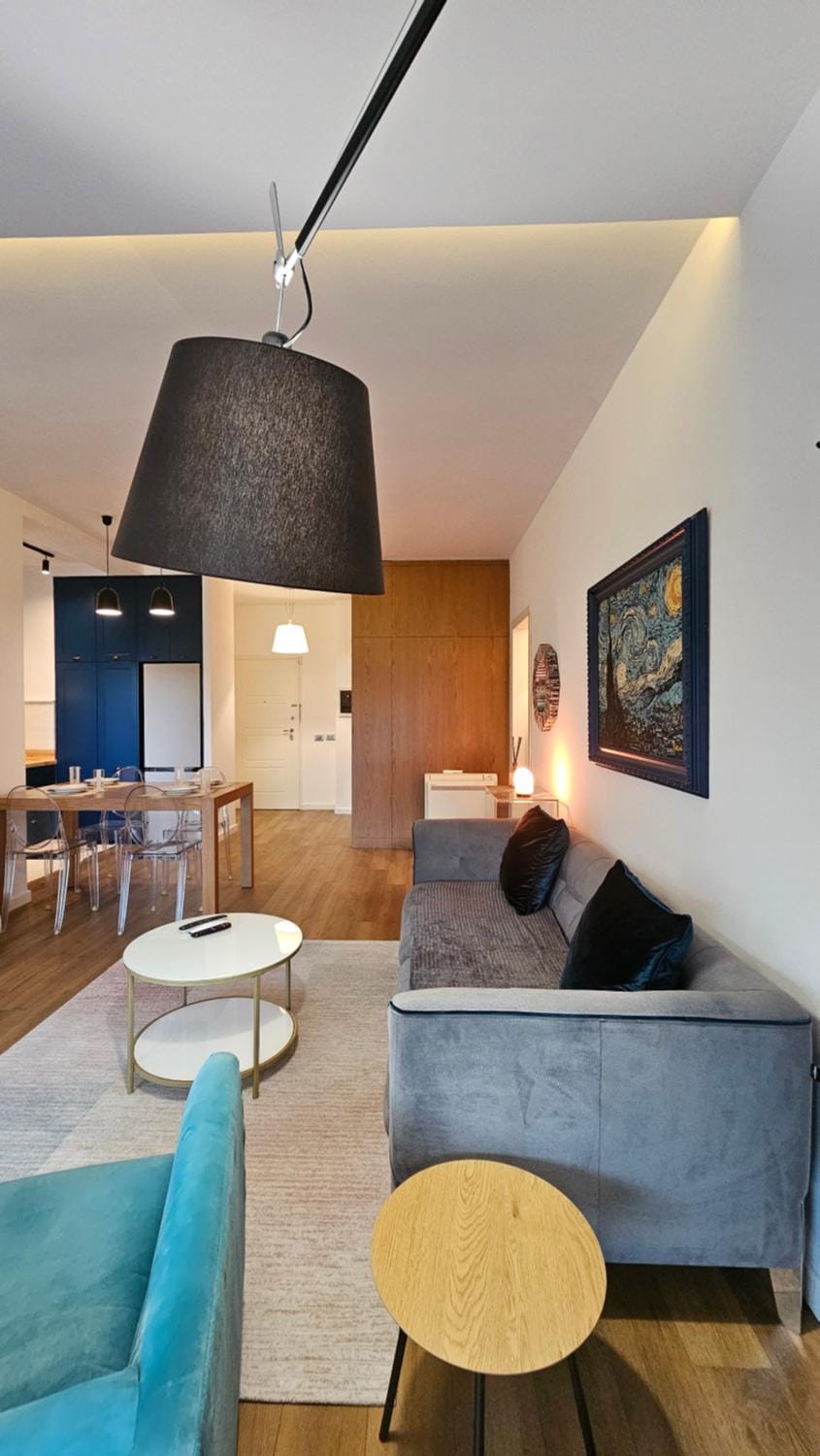 Living room, Decorative detail, Dining area
