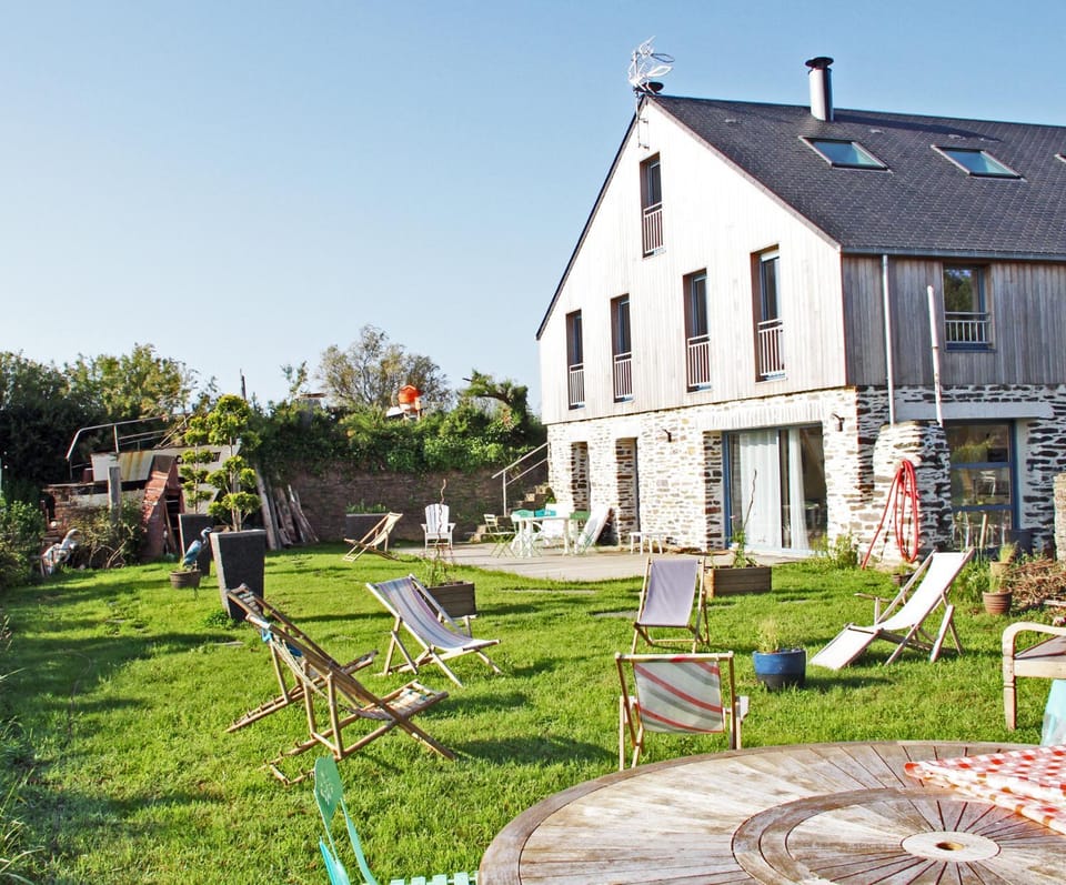 Property building, Garden, Garden view