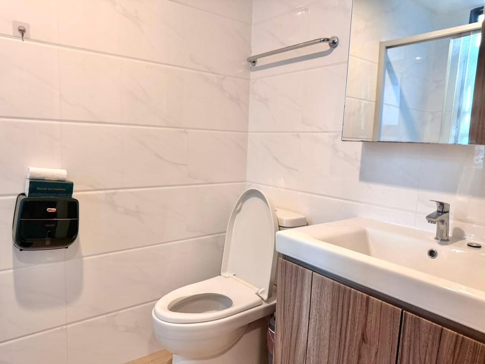 曼谷繁华地区公寓 免费上网 家居家电齐全 Apartment in Bangkok