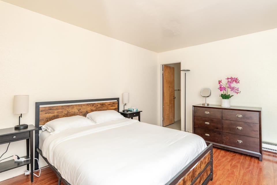 Bed, Bedroom, wardrobe