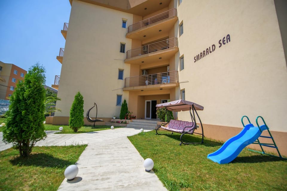 Smarald Sea Mamaia Nord Hotel in Constanța County