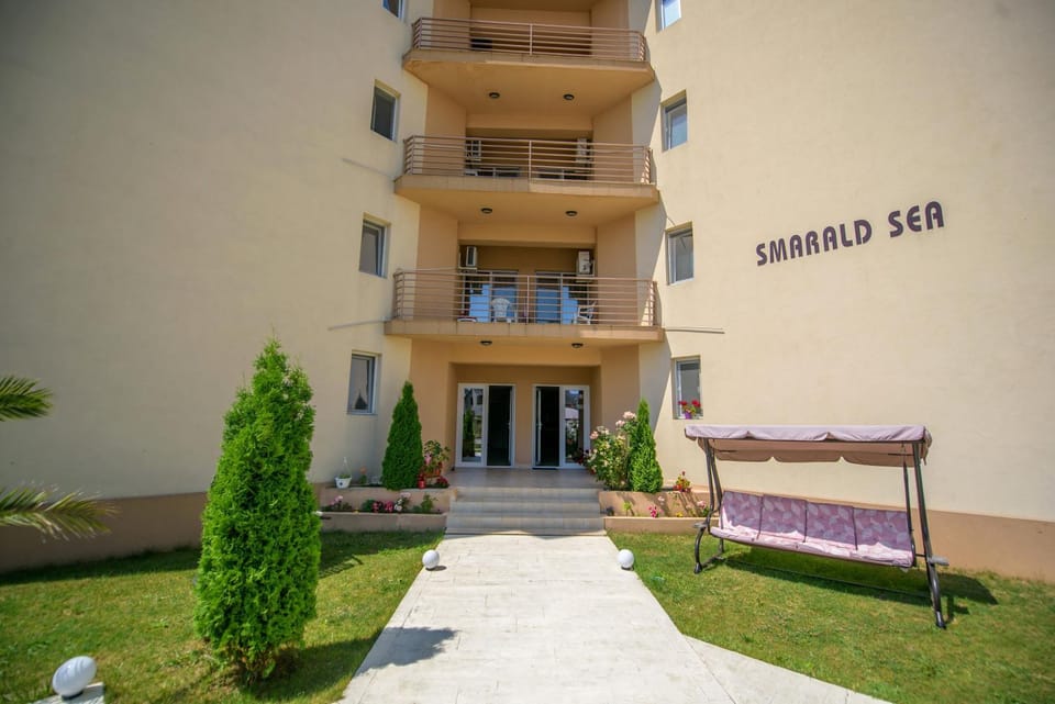 Smarald Sea Mamaia Nord Hotel in Constanța County
