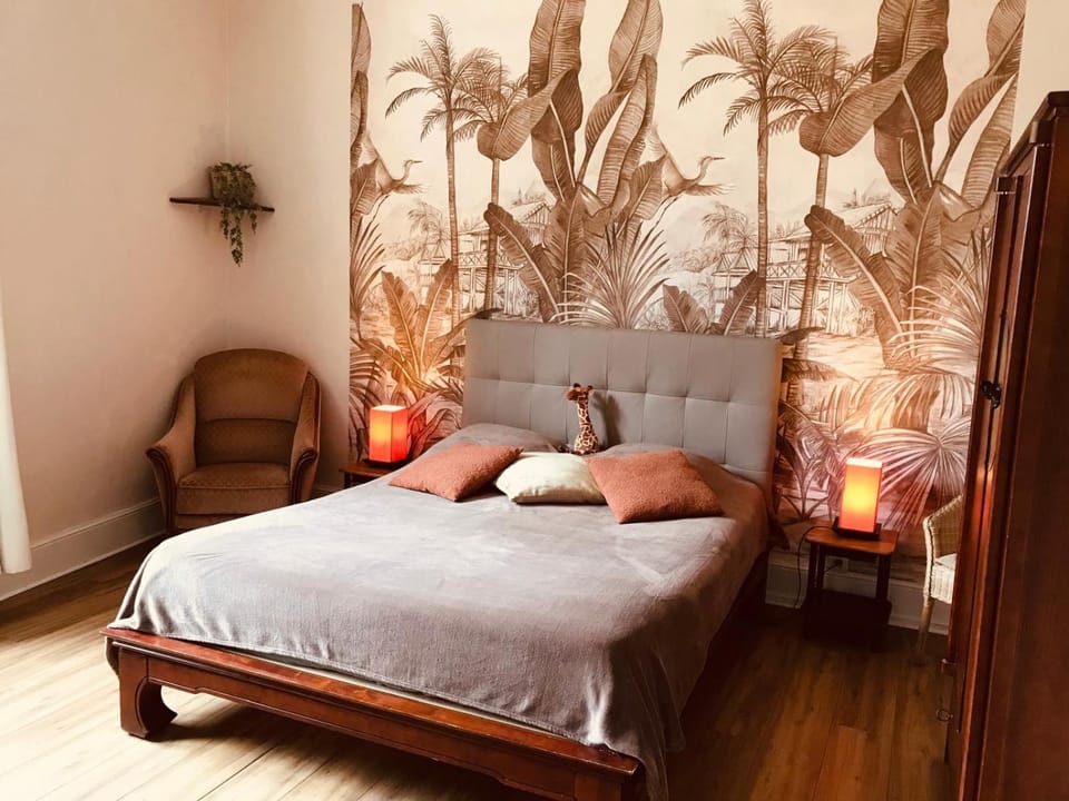 Bed, Bedroom