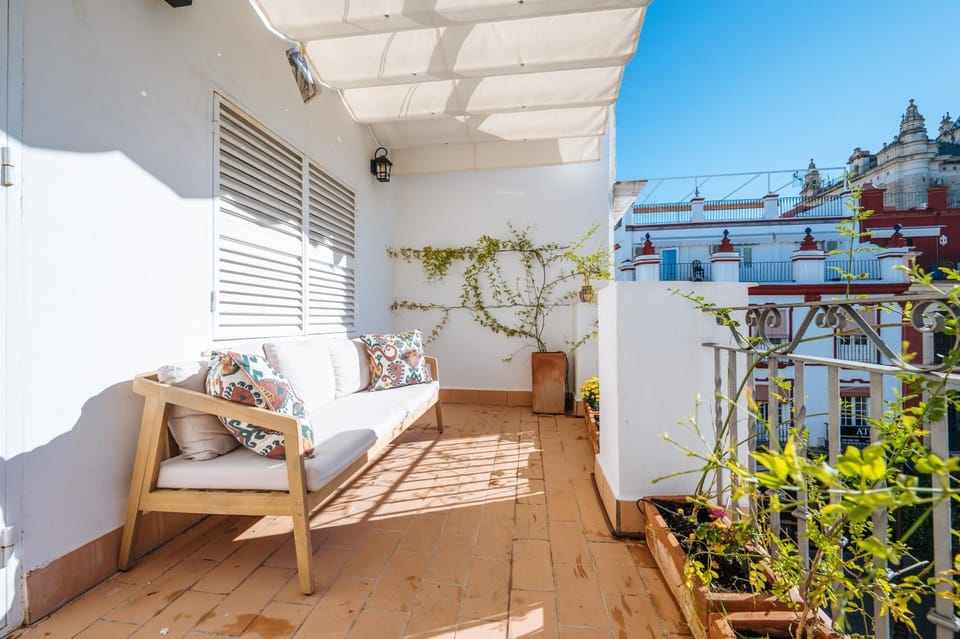 Balcony/Terrace, Living room