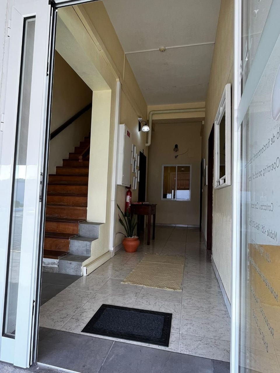 Facade/entrance